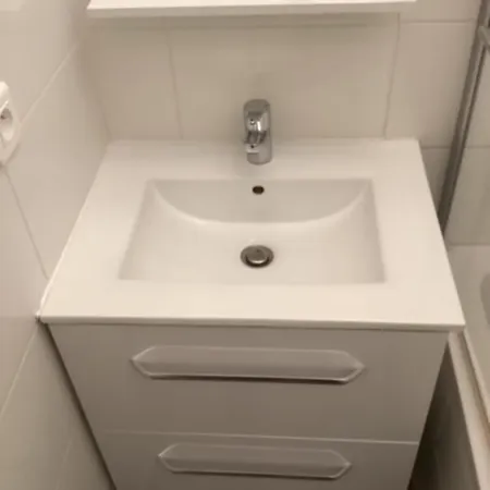 Donna Furnished Flat *