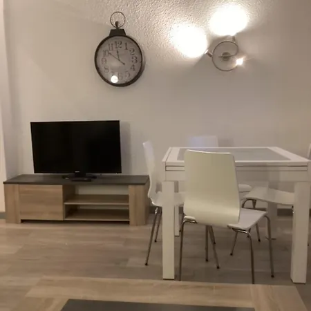 شقة Donna Furnished Flat *